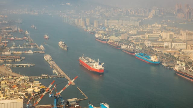 China Manufacturing Losing Global Market Share